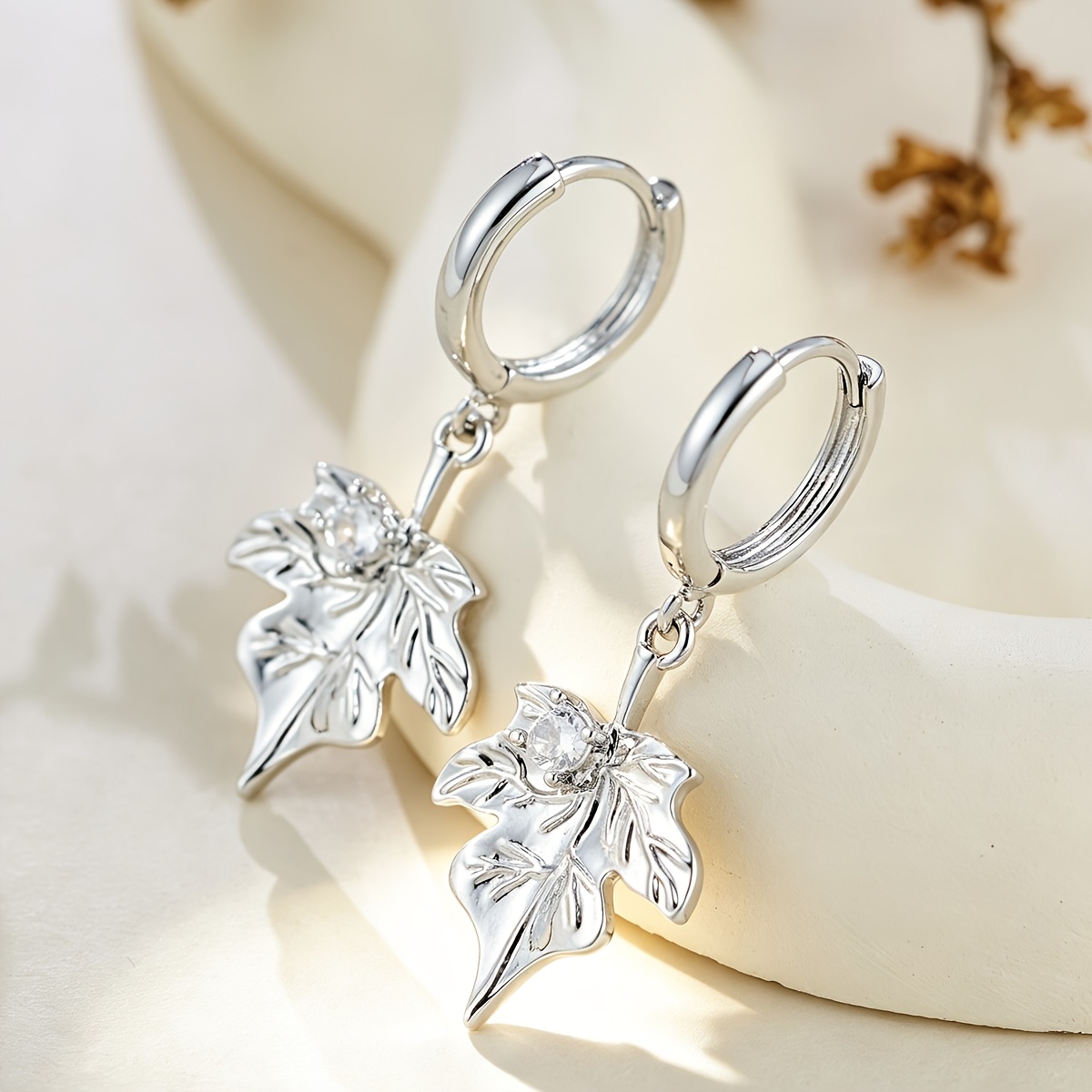Exquisite Leaf-shaped Drop Earrings, Copper Design